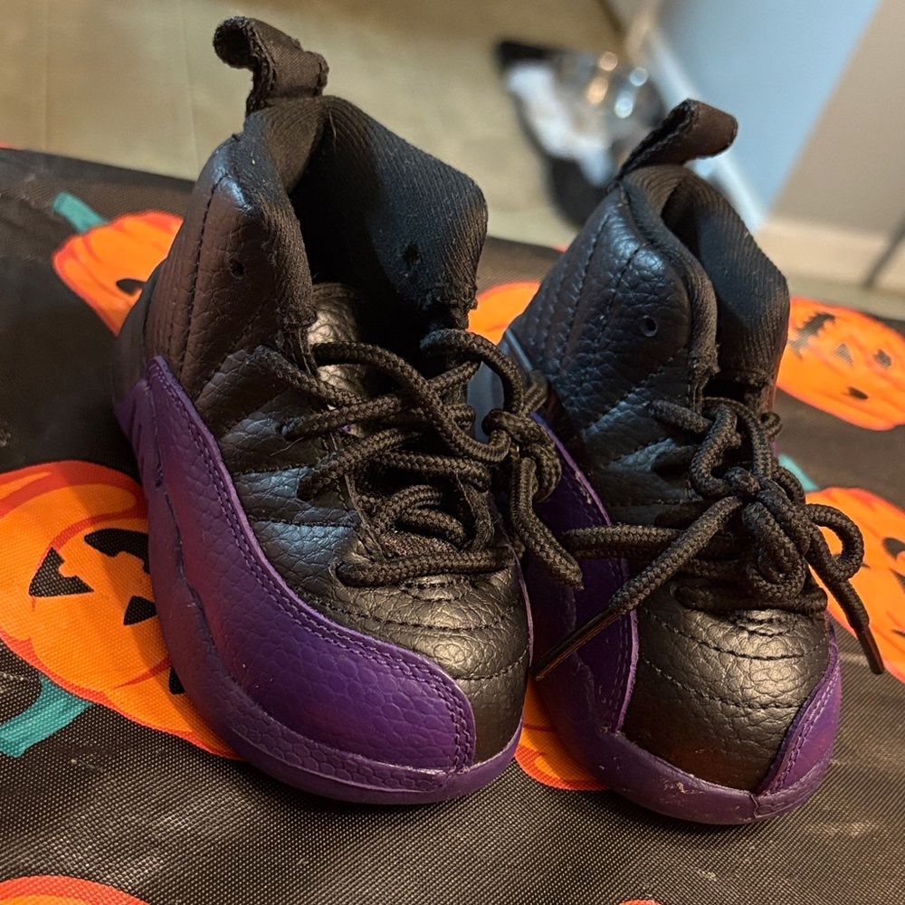 Jordan Kids Black and Purple Sneakers